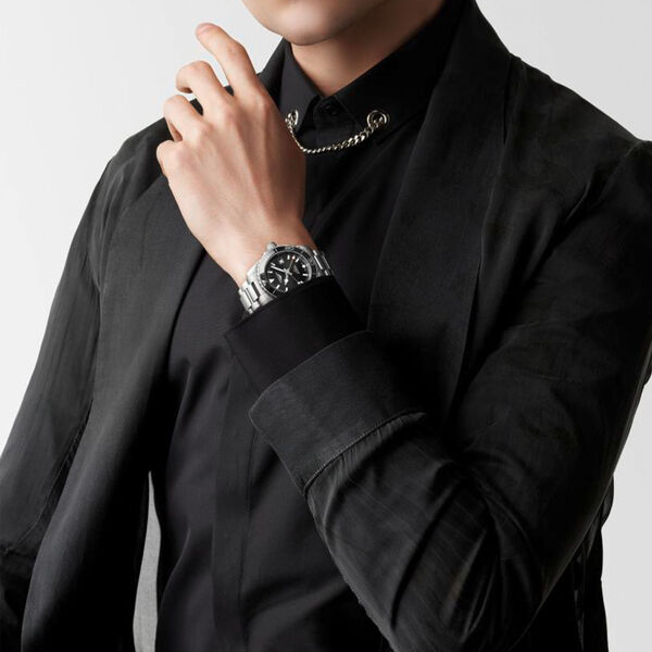 HydroConquest 41 mm GMT automatique en acier inoxydable